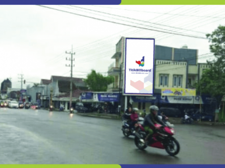 Lokasi Billboard Jember Jl. Otto Iskandardinata – Perempatan Mangli