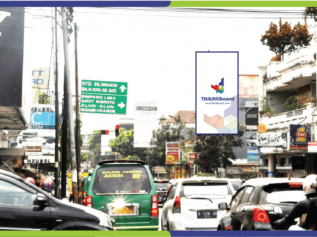 Sewa Billboard Bandung Perempatan Jl. Sunda